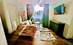 Hideaway Suite